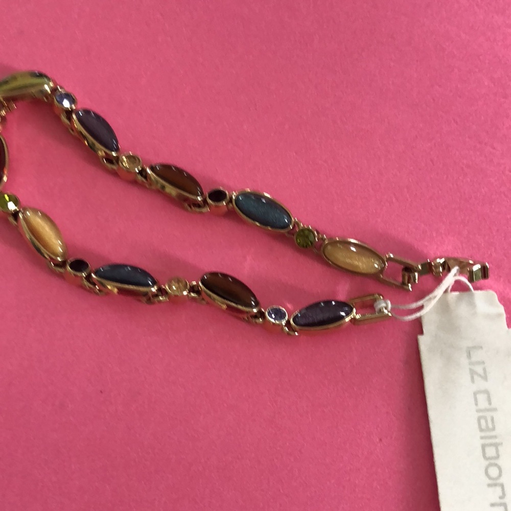 Bracelet - NEW